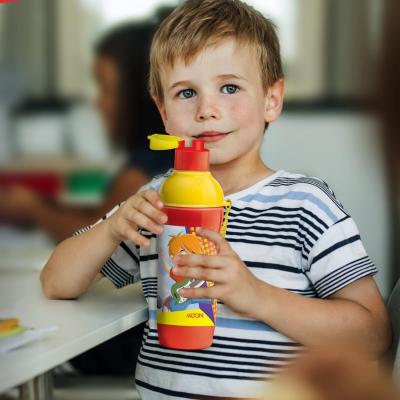 MILTON Kool Active 600 Plastic Insulated Water Bottle with Straw for Kids, 600 ml | School Bottle | Picnic Bottle | Sipper Bottle | Leak Proof | BPA Free | Food Grade | Easy to Carry